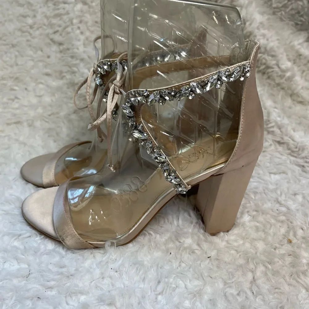 Jewel by Badgley Mischka Tamar Crystal ankle strap satin champagne Sandals SZ9